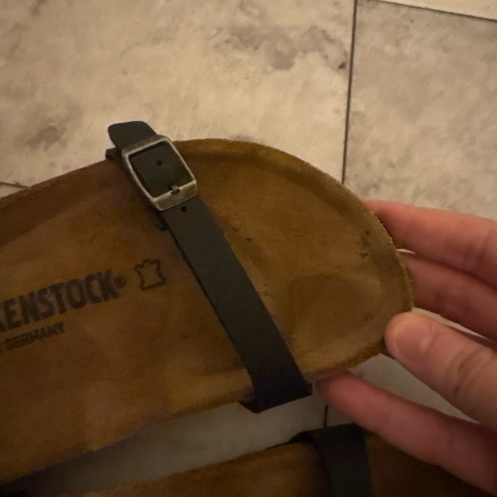 Birkenstock Daloa Black Ankle Strap Sandals - Picture 9 of 9
